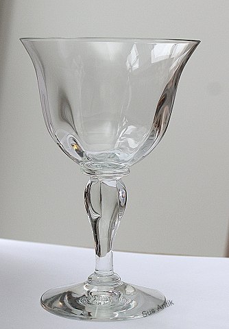 Rødvin, Viol, Holmegaard